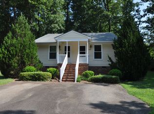 6104 Deerwood Pl, Raleigh, NC 27607