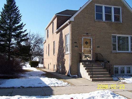 3rd image of 2726 N Newcastle Ave