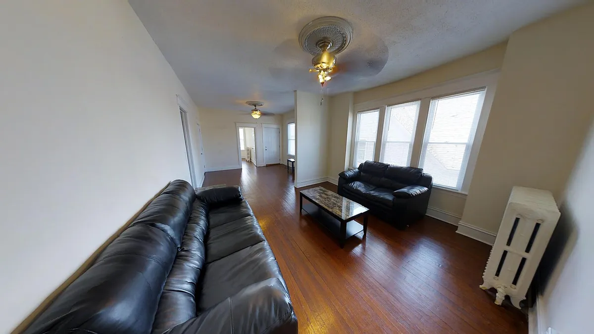 Building Photo - 1407 E Fayette St #2