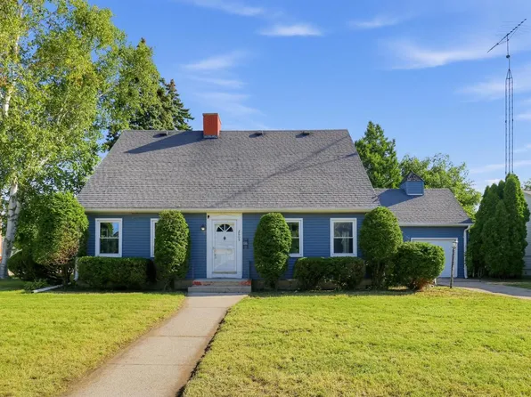 2605 James BOULEVARD, Racine, WI 53403