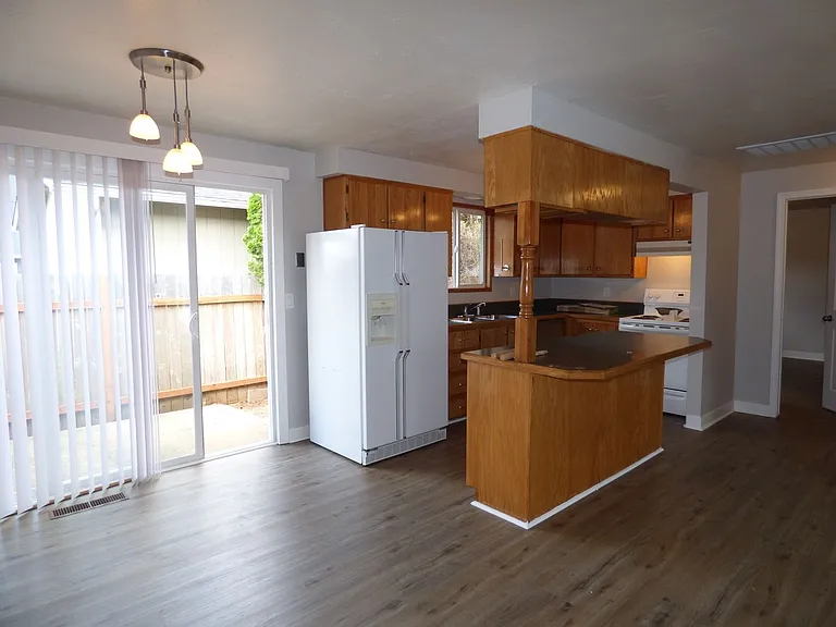 4655 Buffalo Ct SE — Photo 16