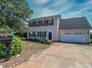 8 Peach Blossom Ct, Greer, SC 29650