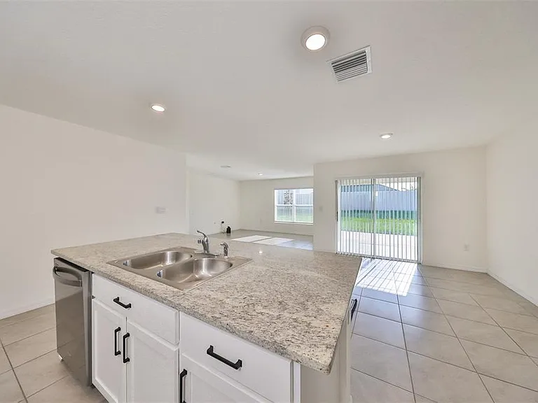 16782 Carlton Pond St — Photo 4