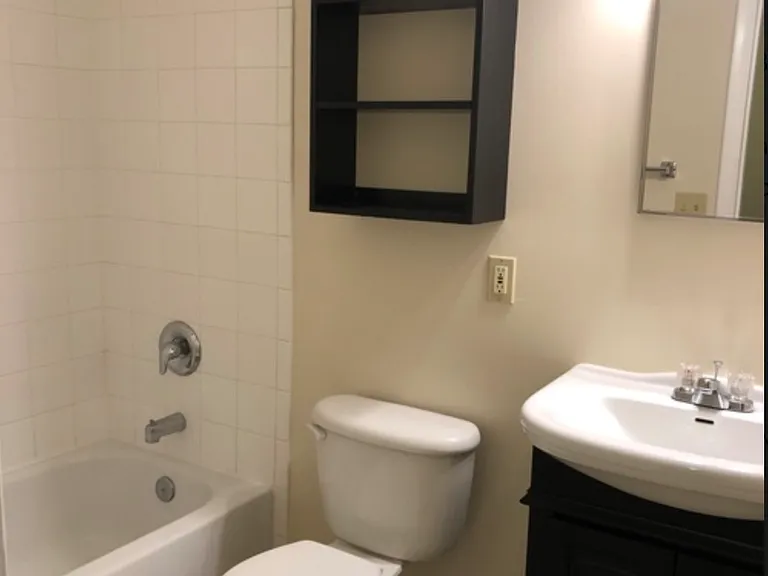 1201 Bretta St #4 — Photo 6