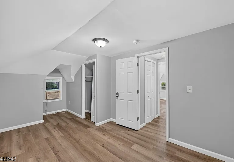 439 7th Ave #R2 — Photo 7