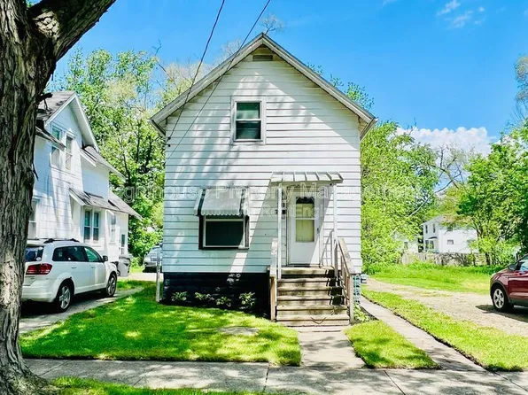 708 Elizabeth St, Kalamazoo, MI 49007