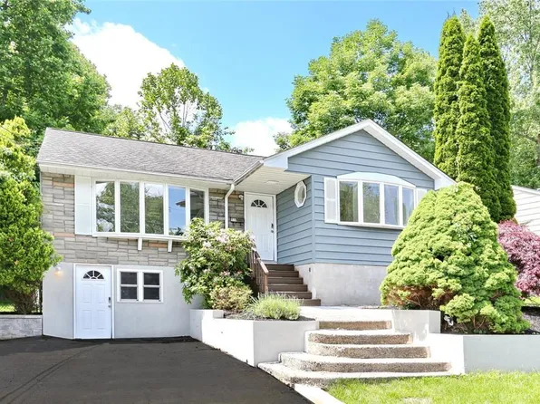 91 Capt Shankey Drive, Garnerville, NY 10923