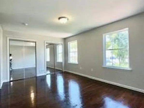 271 Grant Avenue image 8 of 19