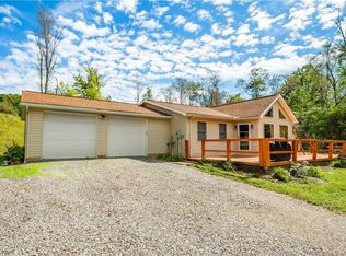 245 Pleasant Valley Ln, Colliers, WV 26035