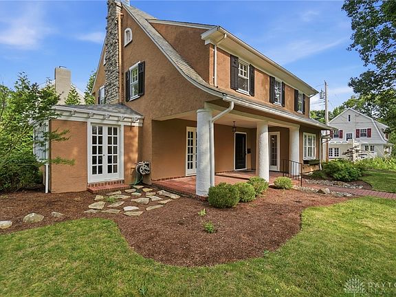 2nd image of 145 Wisteria Dr