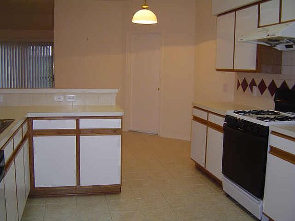 2nd image of 2734 Eldridge Park Way