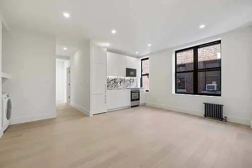 301 W 22nd St #22 Photo 1