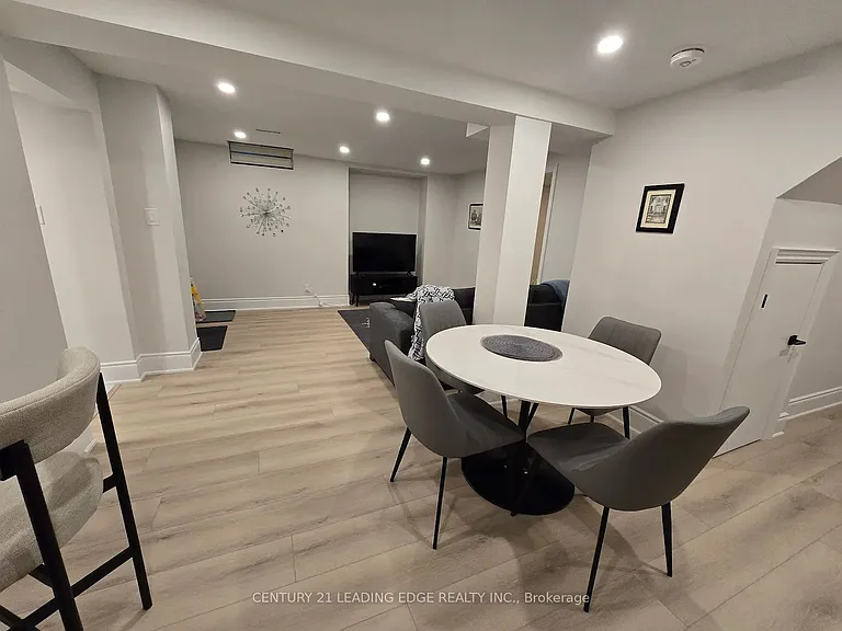 14 Porthclair Ct — Photo 16