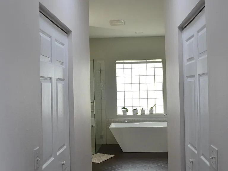 9242 Olmstead Dr — Photo 17