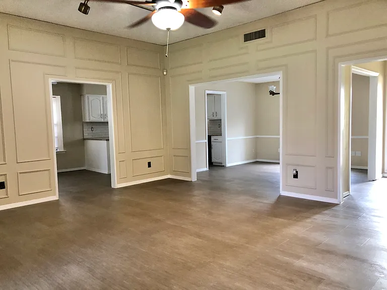 613 Trail View Ln — Photo 16