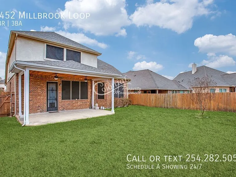 2452 Millbrook Loop — Photo 12