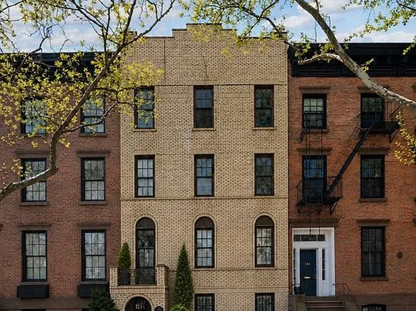 166 Pacific St, Brooklyn, NY 11201