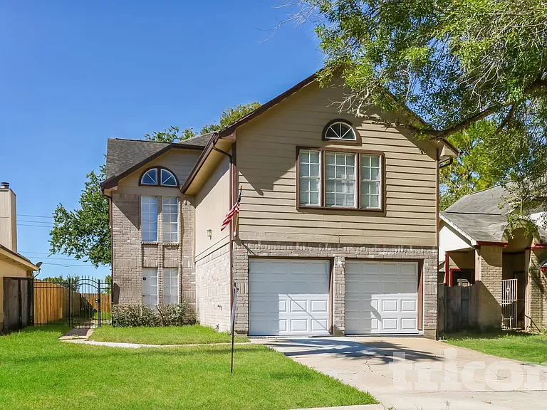 16330 Tiburon Way — Photo 1