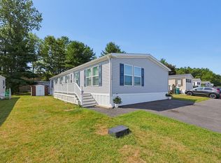 250 Mansfield Ave #114, Norton, MA 02766