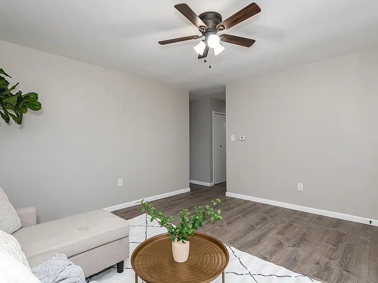 3969 Flynn St — Photo 11