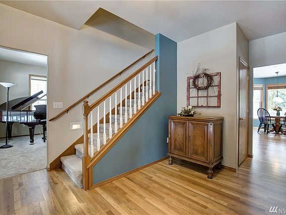 3rd image of 8909 Valley Green Dr SE