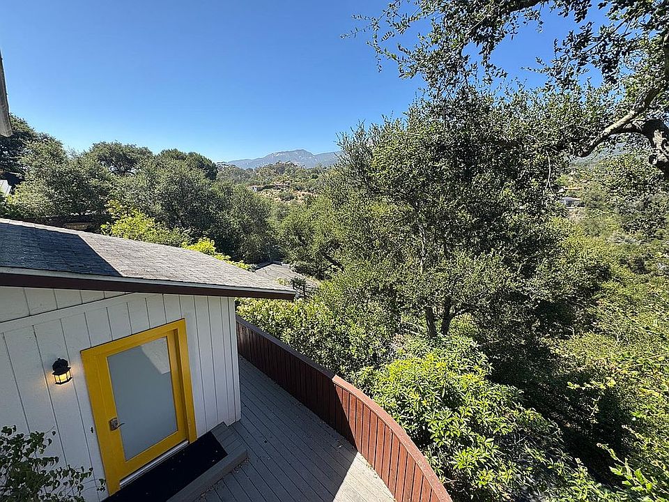 1st image of 360 Mountain Dr