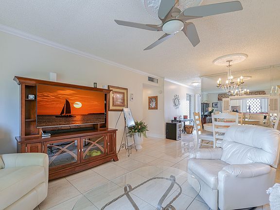 5th image of 4321 NW 16th Street #203C
