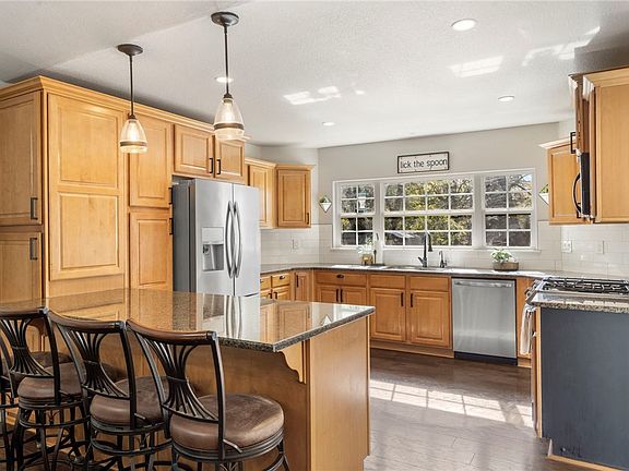 4th image of 10186 Mullins Ln