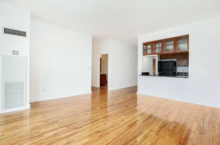 41 E 8th St #7550 — Photo 3