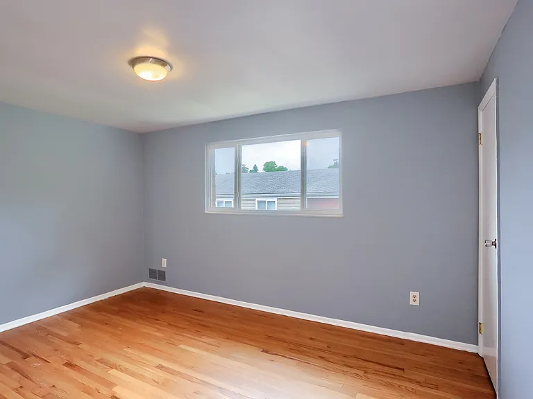 440 Brierly Ln #440 — Photo 10