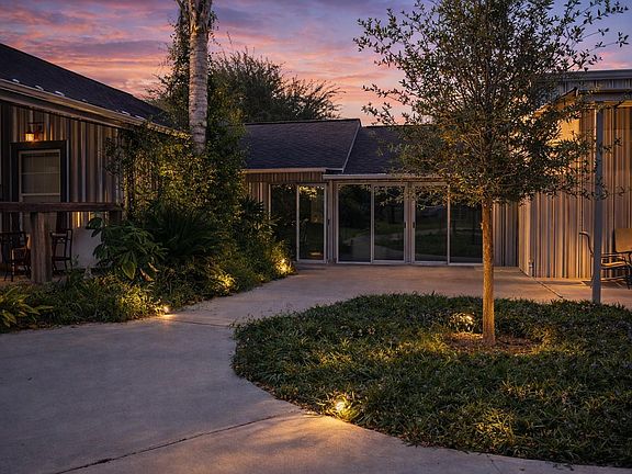 3rd image of 11620 Old Main Street Loop Rd