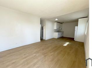 1714 E San Luis St #F, Compton, CA 90221