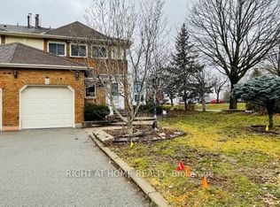 35 Davies Cres, Whitby, ON L1N8X4