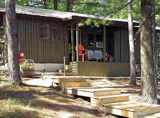 525 Peninsula Trl, Traverse City, MI 49696