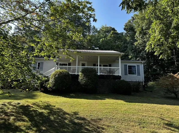 35659 Washington Spring Rd, Glade Spring, VA 24340