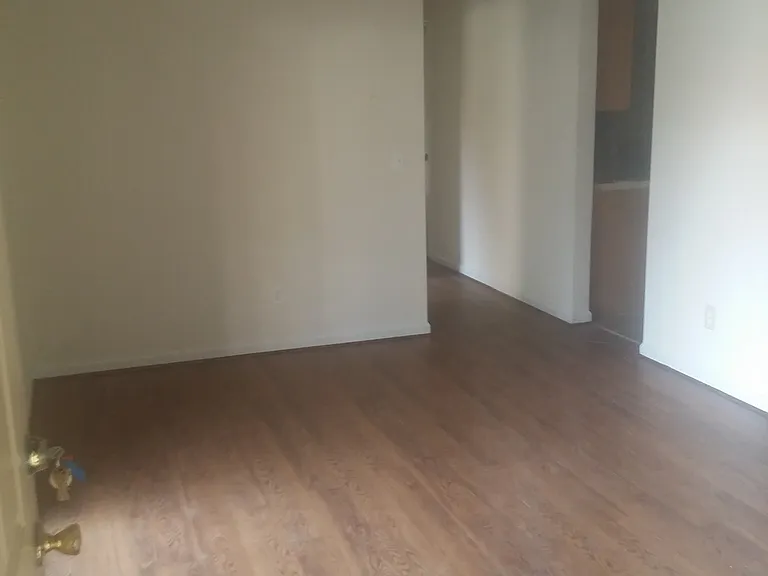 107 Thornwell Ct #107A — Photo 2