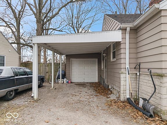 3rd image of 4544 N Longworth Ave