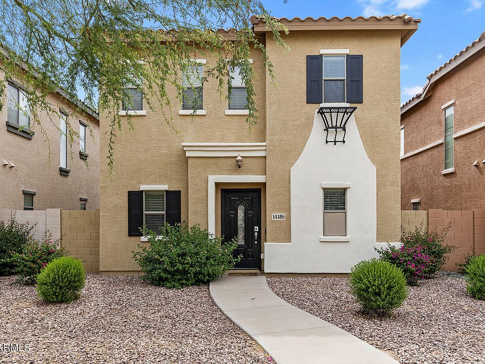 1st image of 14186 W COUNTRY GABLES Drive