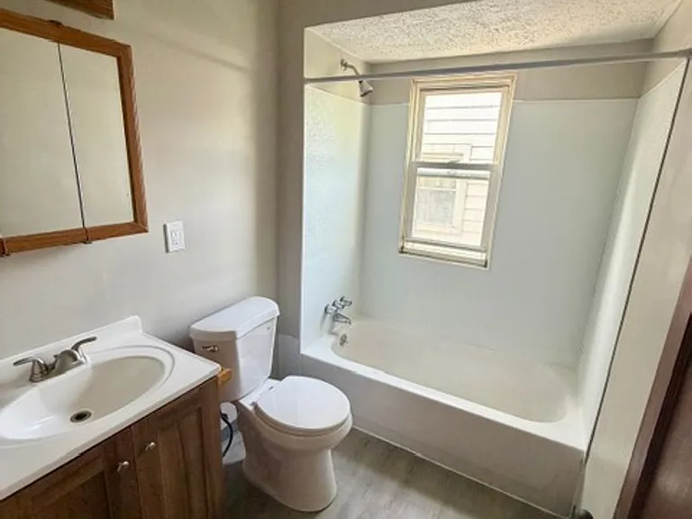 3376 W 95th St — Photo 10
