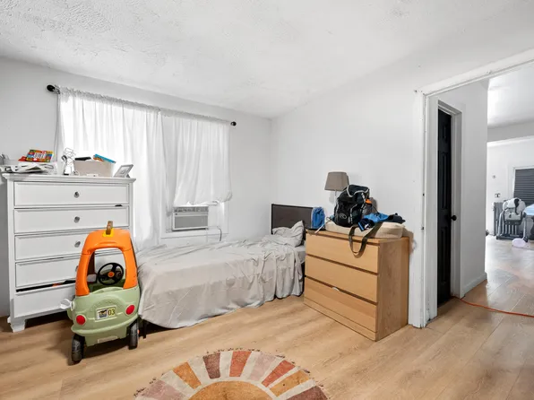 31-29 100th Street image 10 of 27