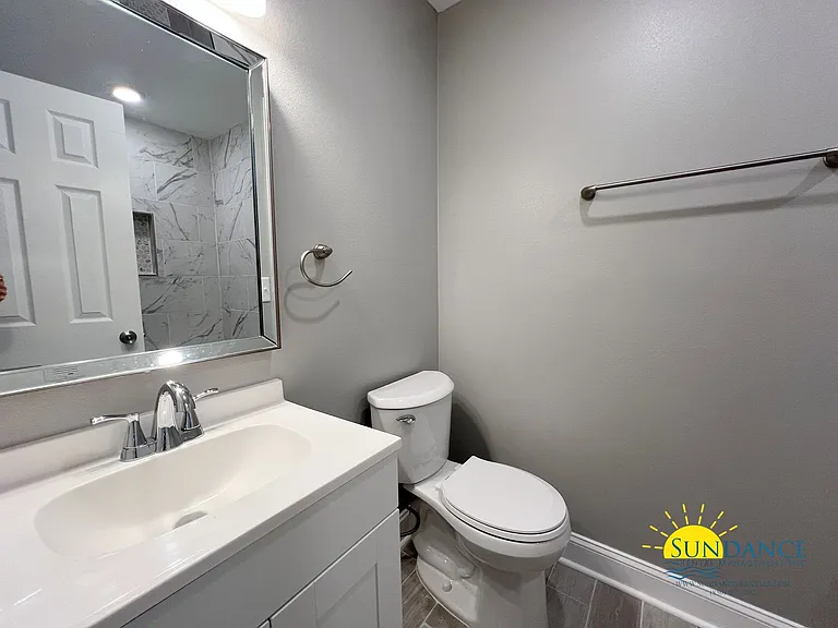 795 Bay St — Photo 10