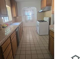 825 S Bluff Rd, Montebello, CA 90640