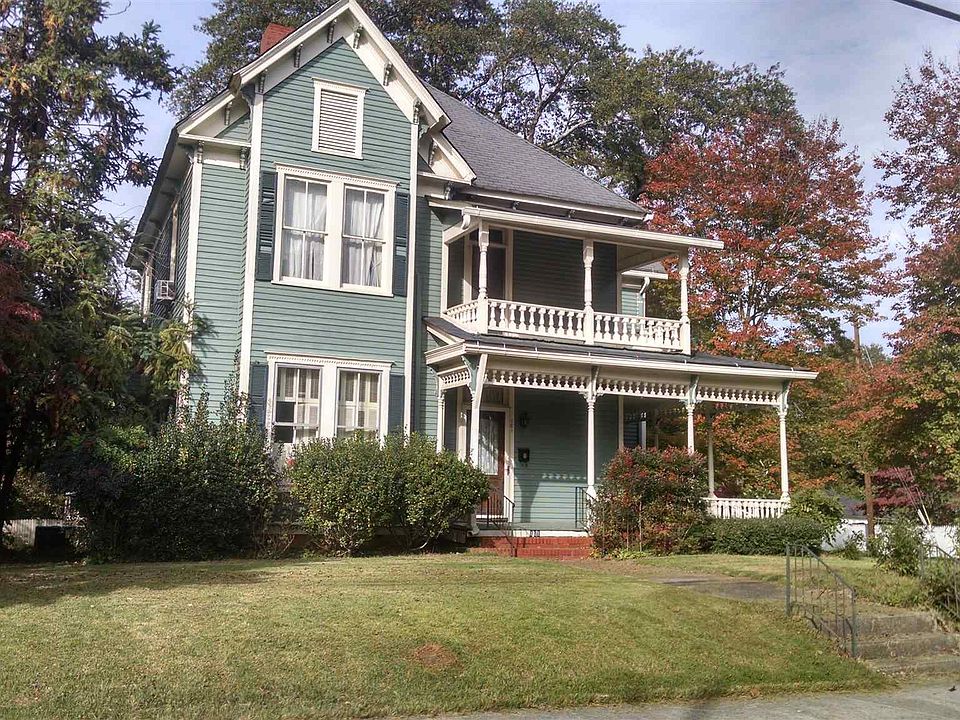 1st image of 161 N College St
