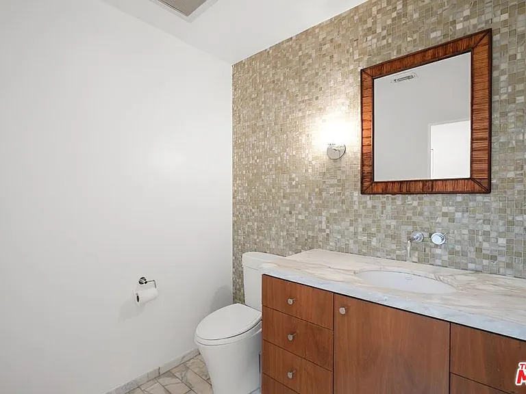 1700 San Ysidro Dr — Photo 9