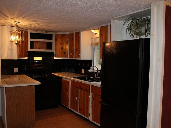 3rd image of 339 W Northland Ave
