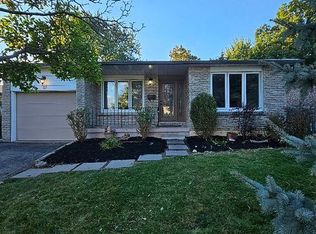 37 Harland Cres, Ajax, ON L1S 1K1