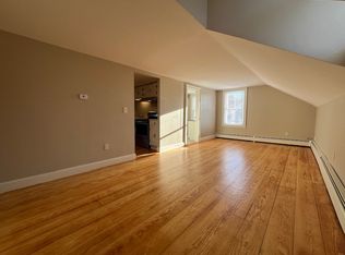 21 Union St #3, East Greenwich, RI 02818