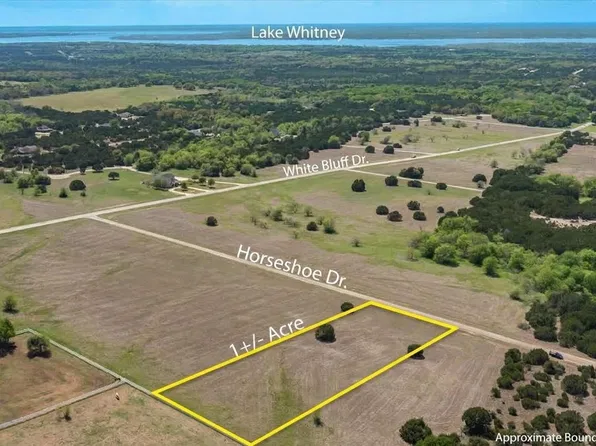 5032 Horseshoe Dr, Whitney, TX 76692