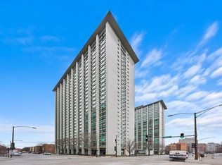 3600 N Lake Shore Dr APT 207, Chicago, IL