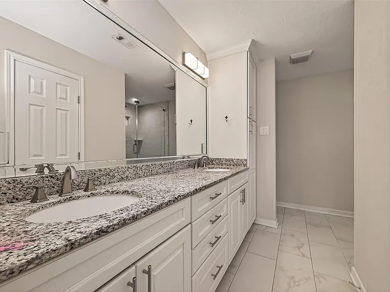 14507 Ravenhurst Ln — Photo 41